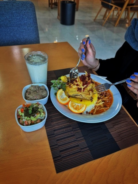 بهترین رستوران چمخاله